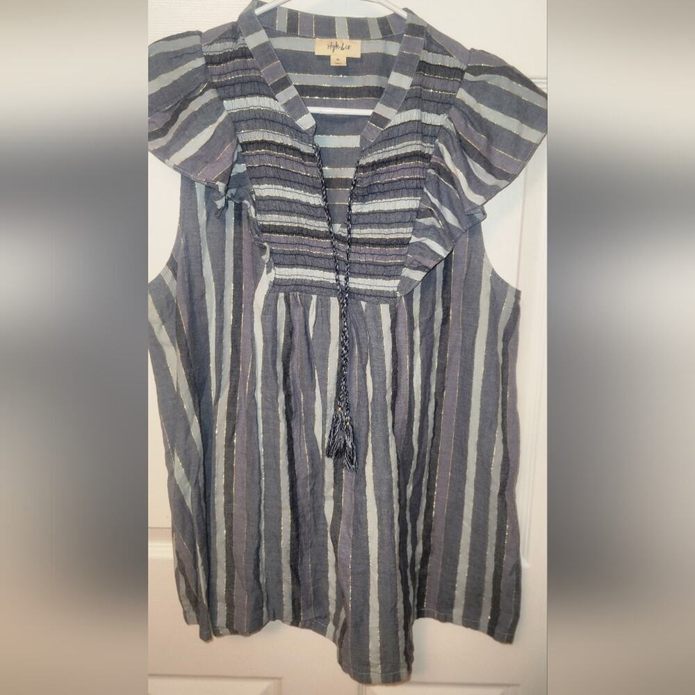 Style & Co. Gray And Light Blue With Silver Ribbon Ruffled Sleeveless Blouse XL